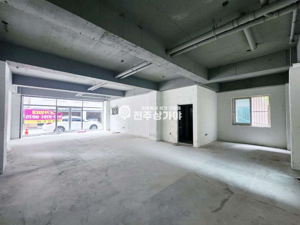 전북 전주완산구 서신동 공간 잘 되어있는 자리 월세 매물번호 10858 사진 1