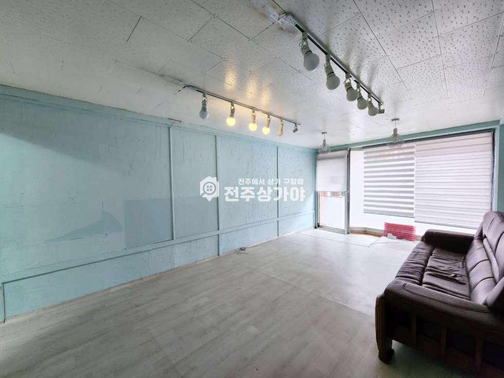 전북 전주완산구 중화산동2가 1층 상가 자리 월세 매물번호 10986 사진 2