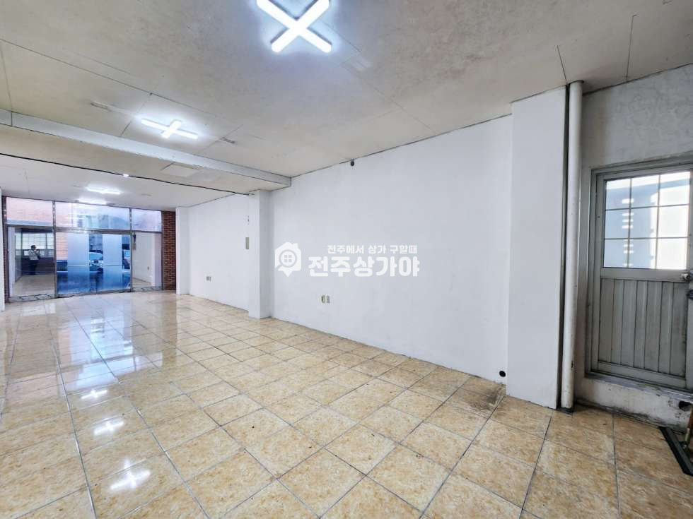 전북 전주완산구 효자동3가 넓은공간 저렴한 월세 월세 매물번호 10995 사진 2