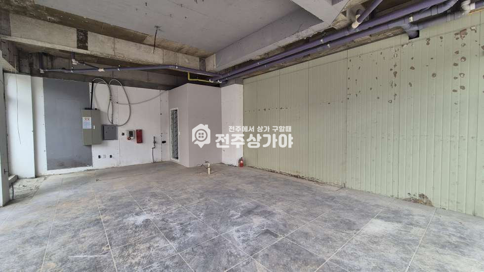 전북 전주완산구 효자동3가 자유업종 상가매물 월세 매물번호 11220 사진 2