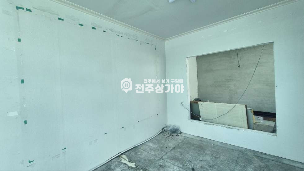 전북 전주덕진구 인후동2가 대자인병원인근 단층상가 월세 매물번호 11231 사진 3