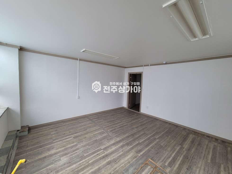 전북 전주완산구 평화동2가 우미아파트인근 약54평 3층 상가임대 월세 매물번호 11549 사진 11
