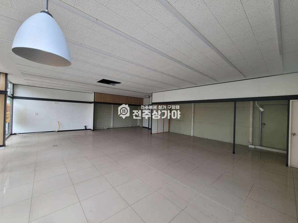 전북 전주완산구 효자동1가 효자주공3단지아파트 인근 약33평 1층 상가임대 월세 매물번호 11622 사진 3