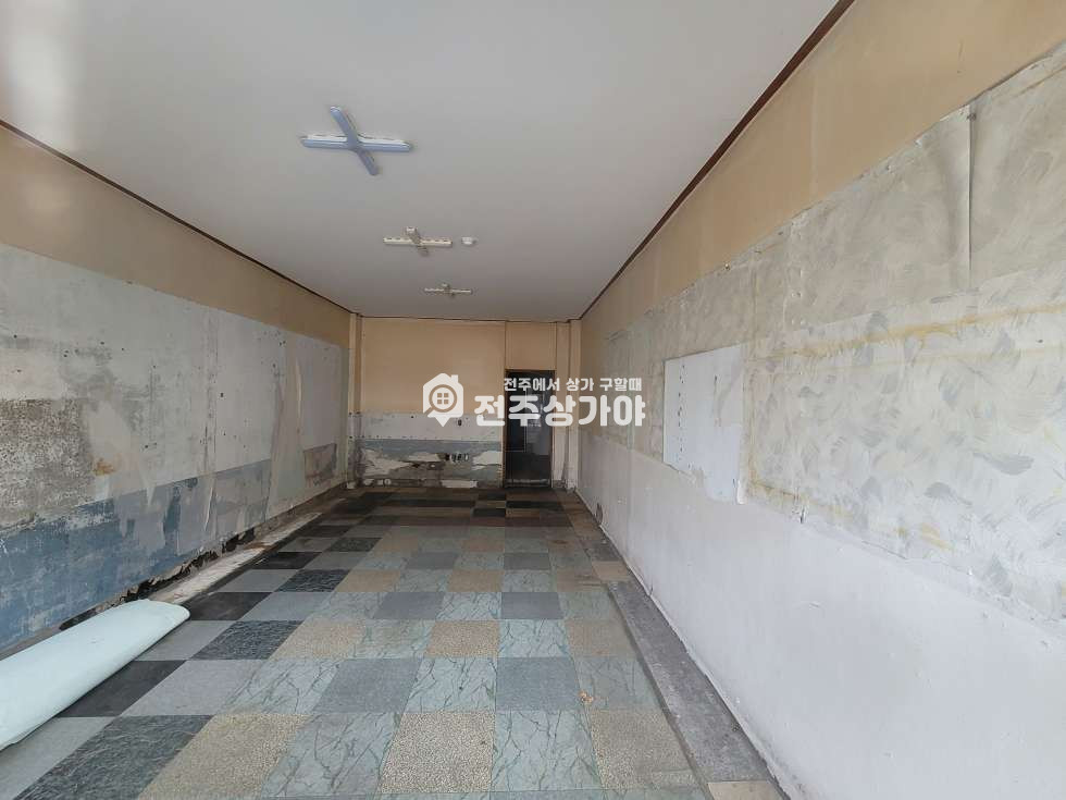 전북 전주완산구 효자동1가 서부거성아파트 인근 약15평 1층 상가임대 월세 매물번호 11625 사진 3