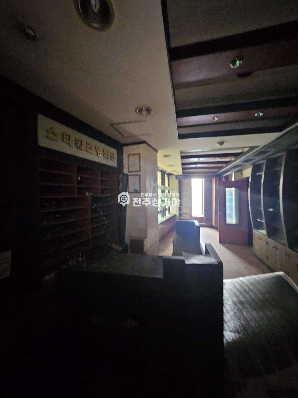 전북 전주덕진구 덕진동1가 전북대인근 약55평 3층 상가임대 월세 매물번호 11631 사진 1