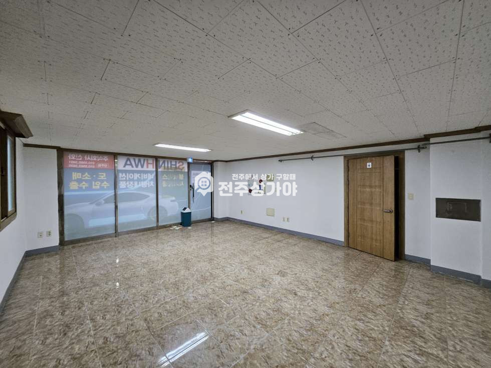전북 전주완산구 효자동3가 전주홍산초등학교 인근 약 10평 상가임대 월세 매물번호 11640 사진 3