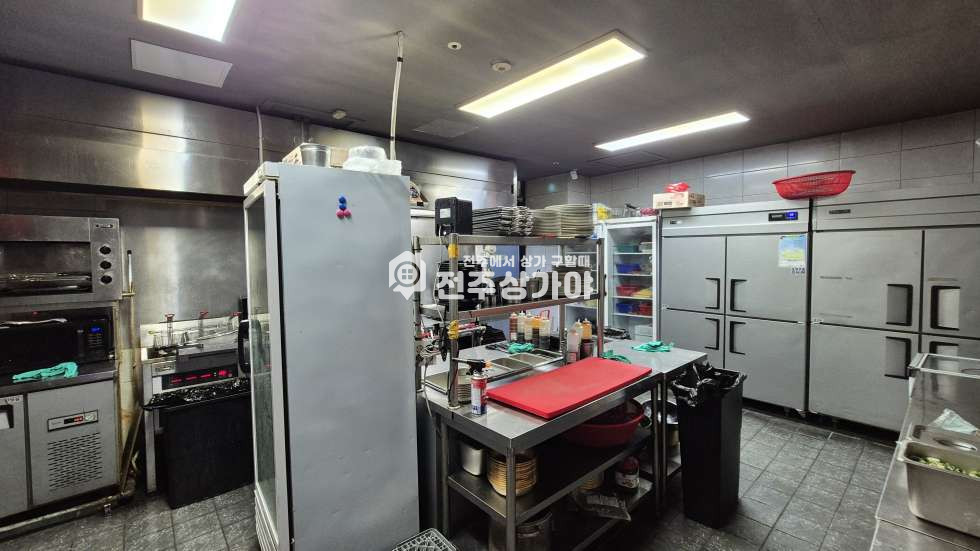 전북 전주완산구 효자동3가 신시가지 메인상권 약 60평 1층 상가 양도양수 월세 매물번호 11639 사진 5
