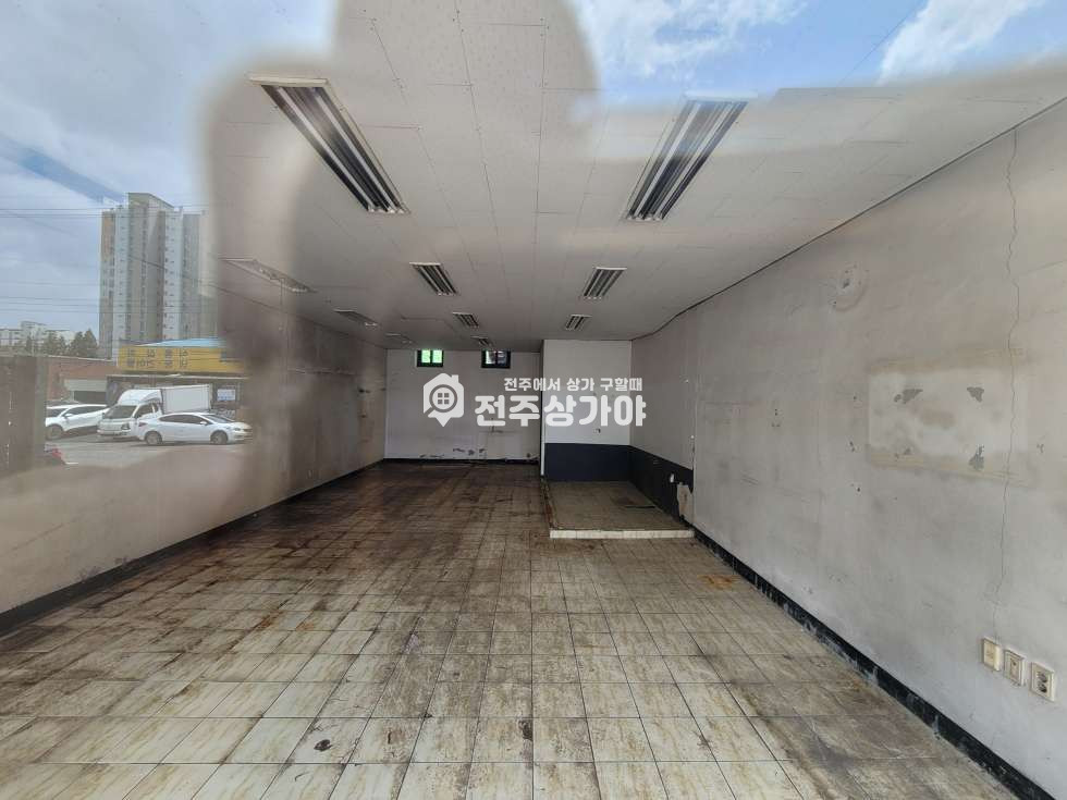 전북 전주덕진구 송천동2가 전주수산시장 인근 약25평 1층 상가 임대 월세 매물번호 11698 사진 1