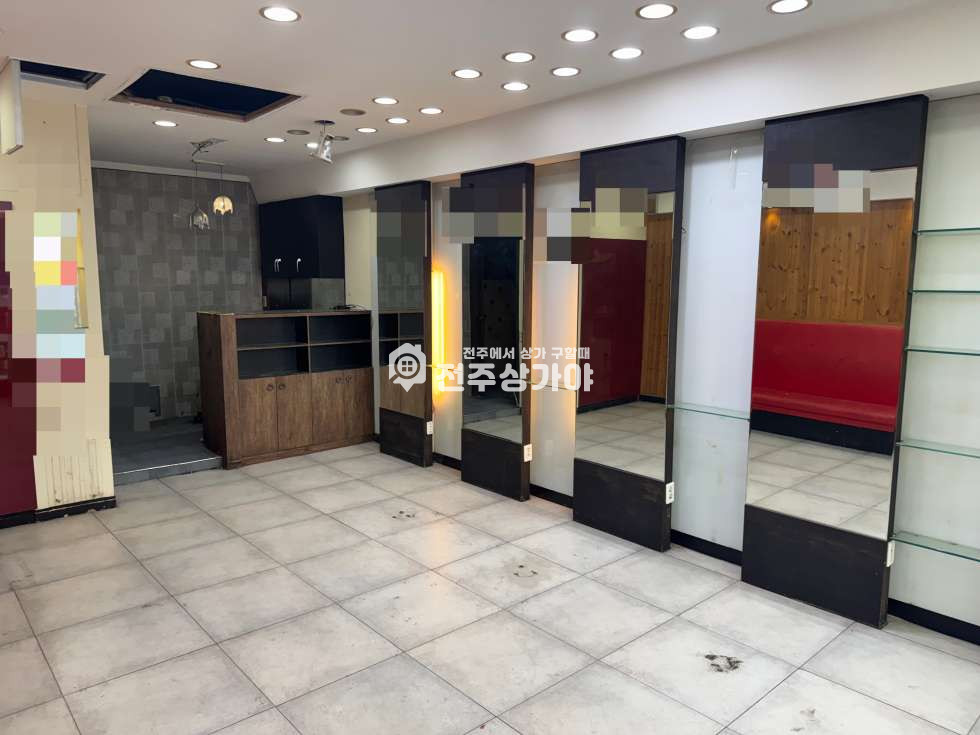 전북 전주완산구 서신동 상가2동 서신쌍용아파트 약12평 1층 상가 임대 월세 매물번호 11760 사진 2