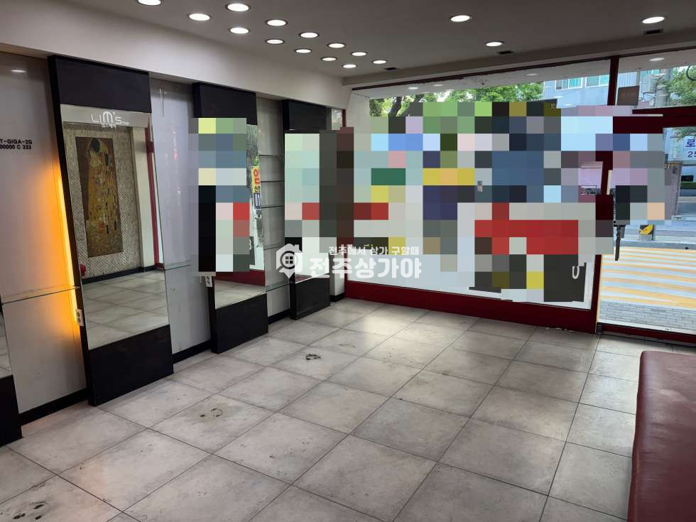 전북 전주완산구 서신동 상가2동 서신쌍용아파트 약12평 1층 상가 임대 월세 매물번호 11760 사진 3
