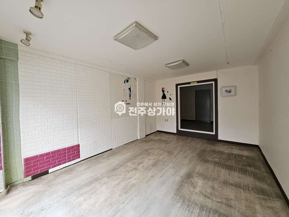 전북 전주완산구 중화산동2가 중산초등학교 인근 약10평 1층 상가임대 월세 매물번호 11791 사진 1