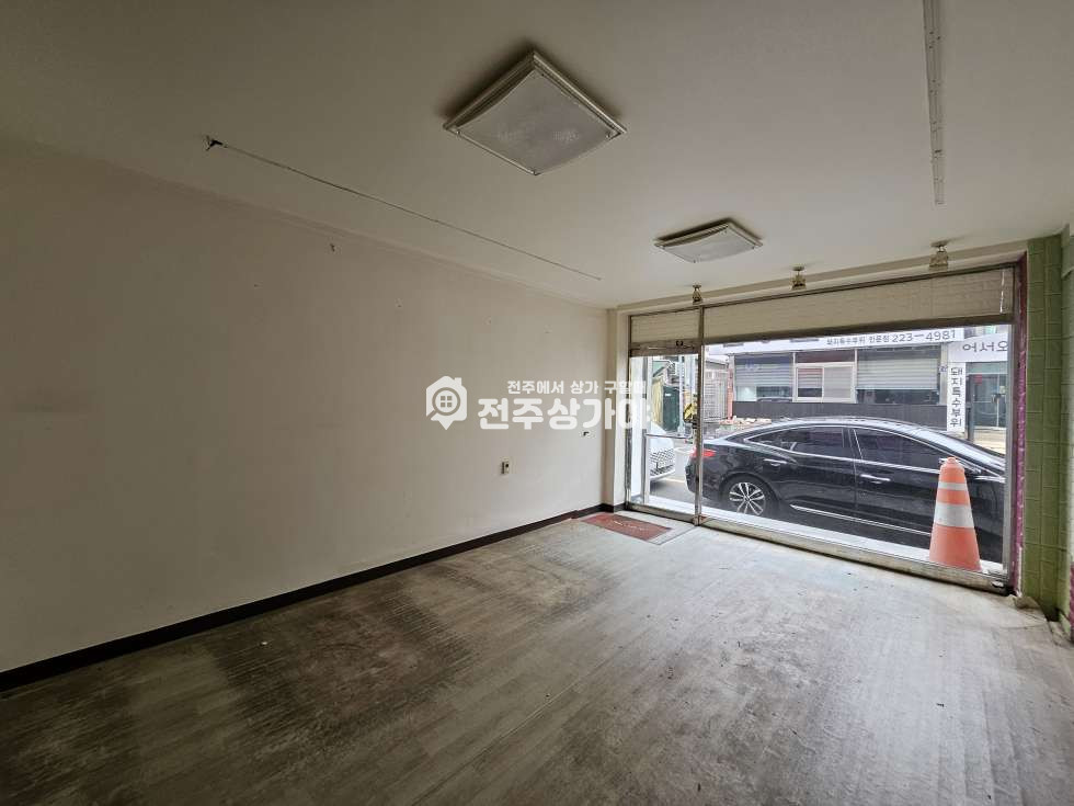 전북 전주완산구 중화산동2가 중산초등학교 인근 약10평 1층 상가임대 월세 매물번호 11791 사진 3