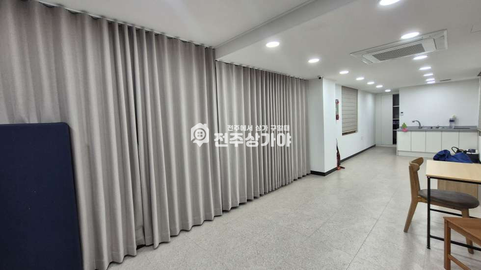 전북 전주완산구 중화산동2가 한들초등학교 인근 약13평 1 층 상가임대 월세 매물번호 11803 사진 2