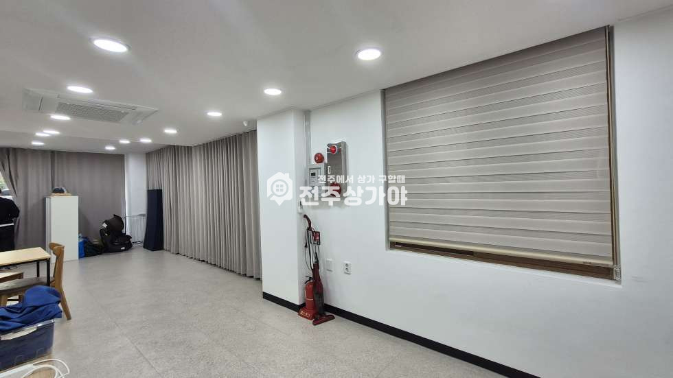 전북 전주완산구 중화산동2가 한들초등학교 인근 약13평 1 층 상가임대 월세 매물번호 11803 사진 3