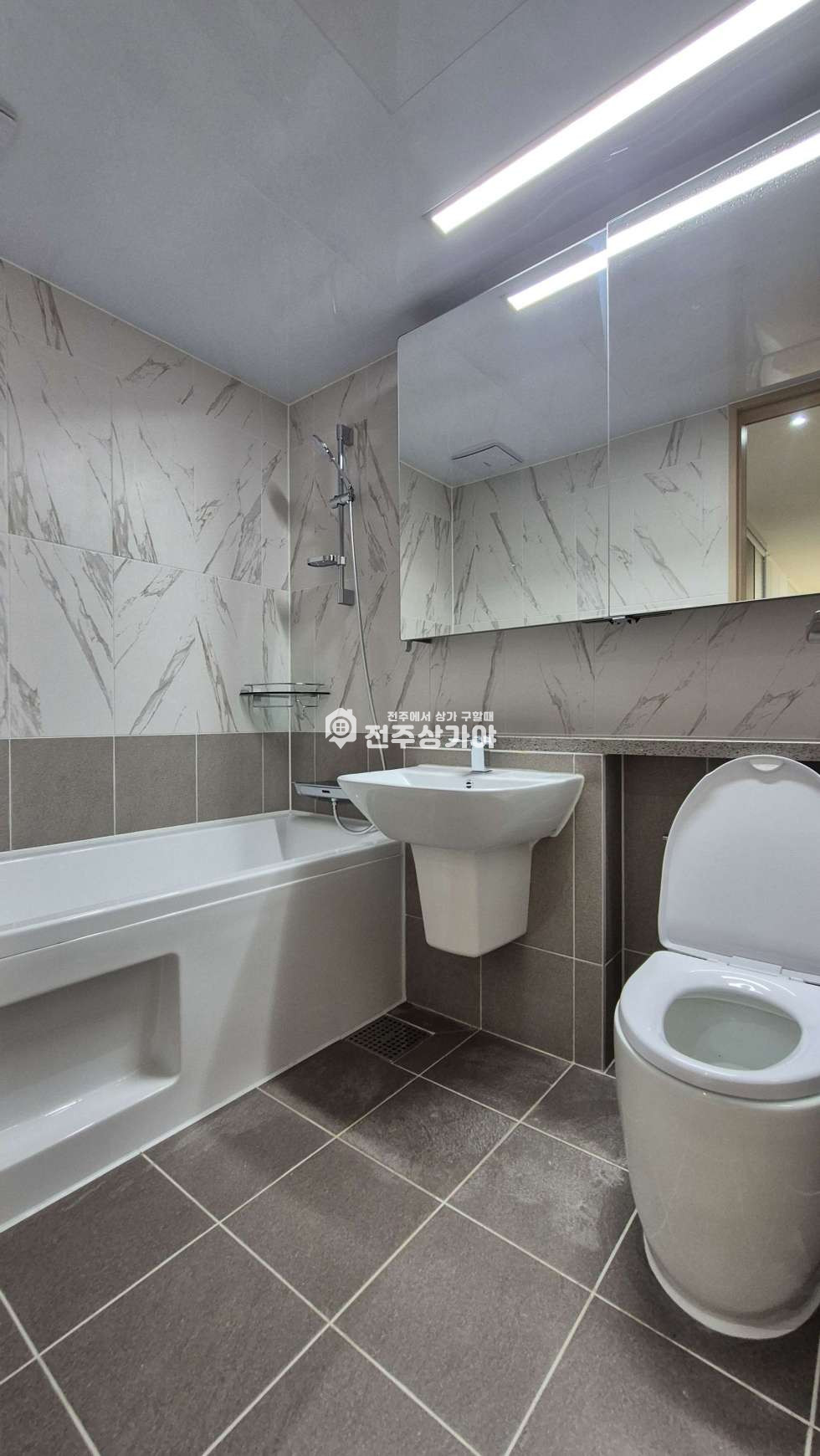 전북 익산시 남중동 101동 익산 모현생활권 신축 오투그란데 뉴퍼스트 아파트 분양 매매 매물번호 11808 사진 3