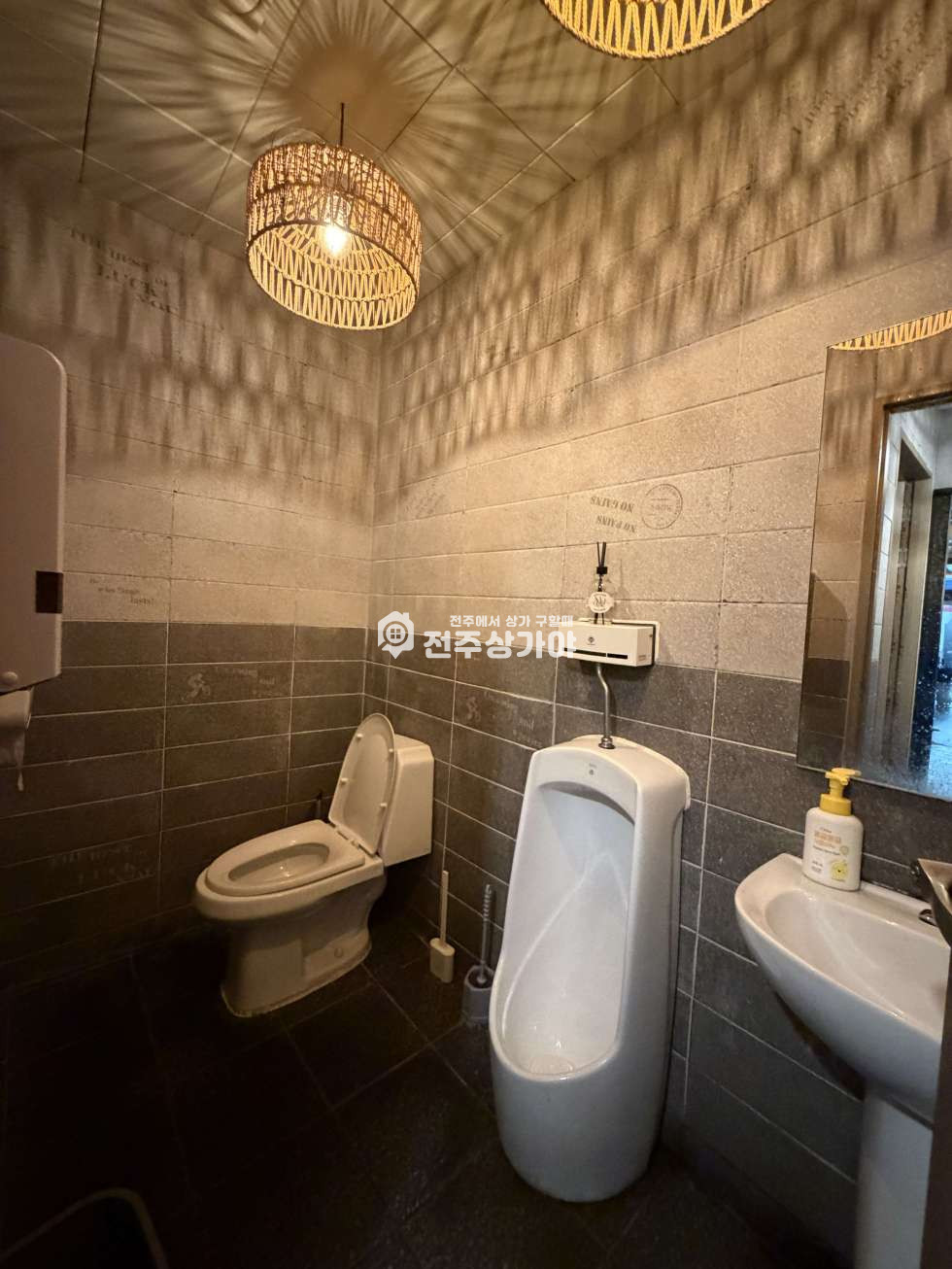 전북 전주덕진구 덕진동1가 전북대학교 메인거리 약24평 1층 상가 양도양수 월세 매물번호 11841 사진 7