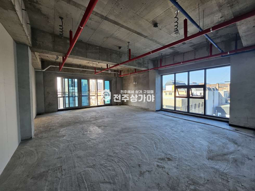 전북 전주덕진구 우아동3가 전주역인근 신축 첫입주 약43평 4층 상가임대 월세 매물번호 11935 사진 1