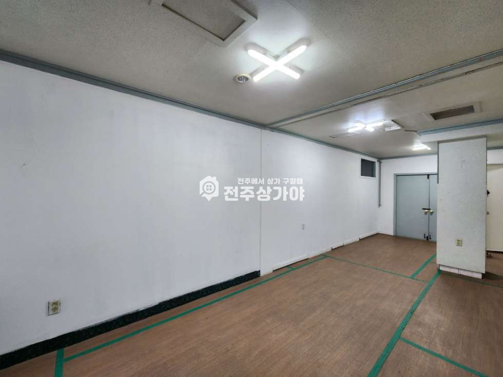 전북 전주완산구 서노송동 시청부근 병원하던곳 월세 매물번호 10643 사진 8
