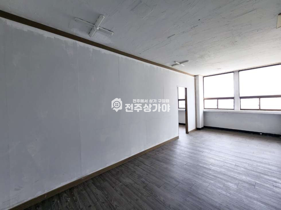 전북 전주덕진구 금암동 가격좋고 넓은 사무실자리 보러오세요 월세 매물번호 10185 사진 3