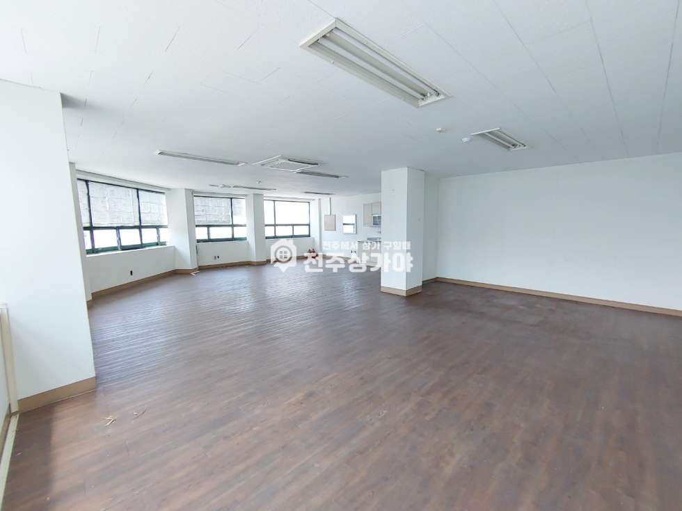 전북 전주완산구 중화산동2가 위치너무좋고가격착한사무실자리보러오세요 월세 매물번호 10153 사진 4