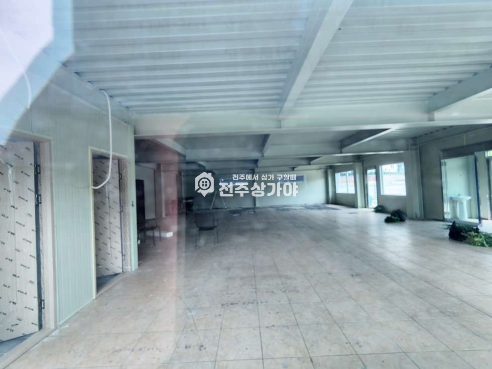 전북 전주덕진구 송천동2가 마당있는 넓은 일층상가찾으시는분 여기보세요 월세 매물번호 10139 사진 4
