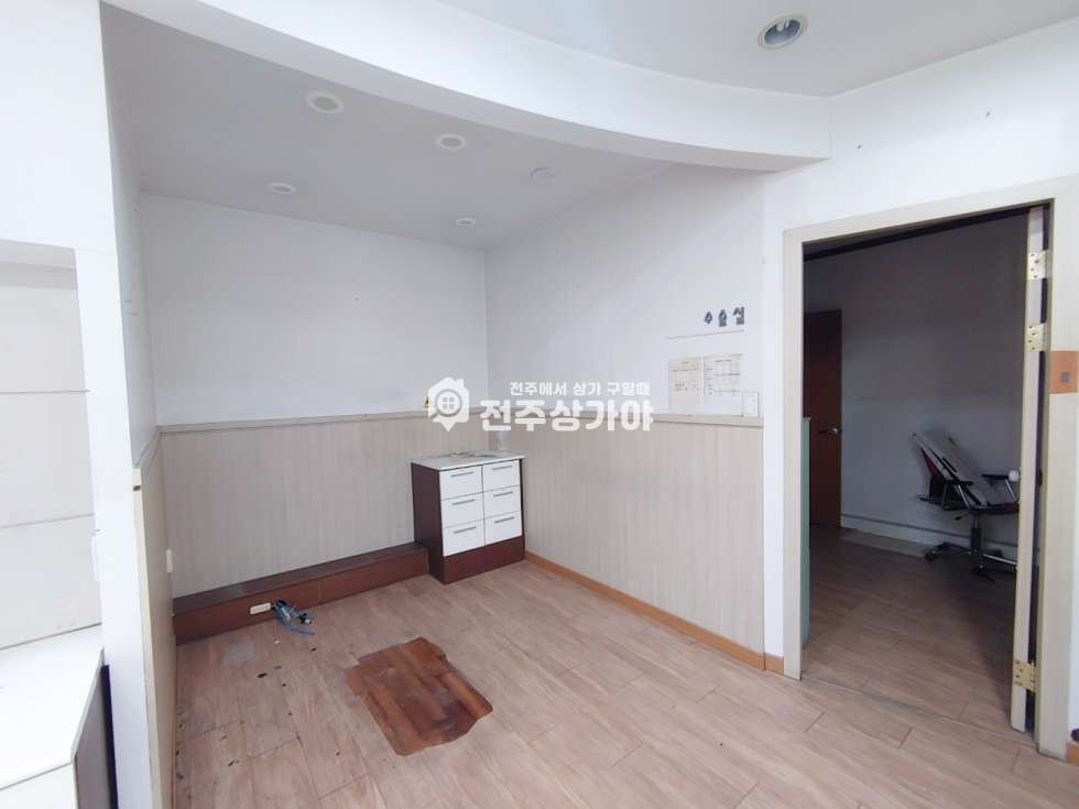 전북 전주덕진구 인후동1가 인프라최강기계만드려오면되는치과자리 월세 매물번호 10075 사진 5