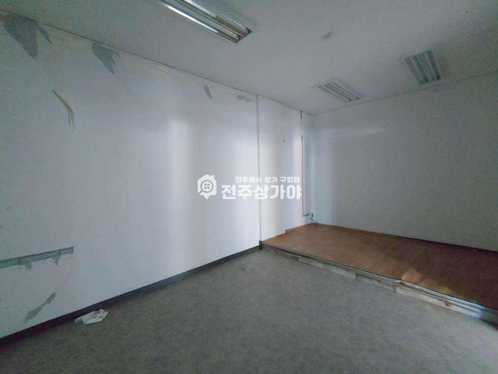 전북 전주완산구 서노송동 위치좋고채광좋은깔끔한사무실자리 월세 매물번호 10061 사진 5