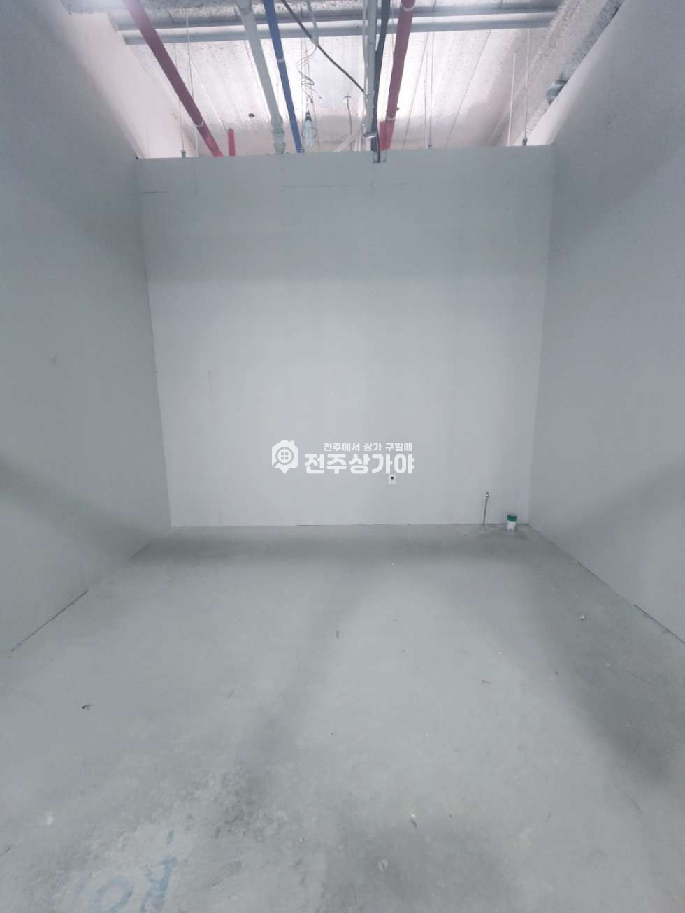 전북 전주완산구 효자동3가 CGV입점 빌딩 시스템에어컨 기본옵션까지 월세 매물번호 10231 사진 1