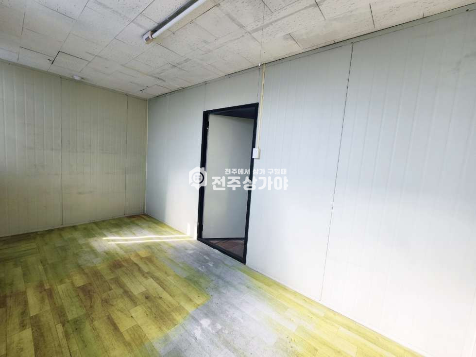 전북 전주완산구 효자동1가 저렴한 사무실 50평 월세 매물번호 10317 사진 6