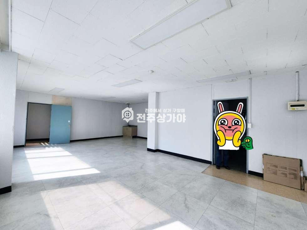 전북 전주완산구 서노송동 큰대로변 홍보성 좋은 사무실 월세 매물번호 10429 사진 2