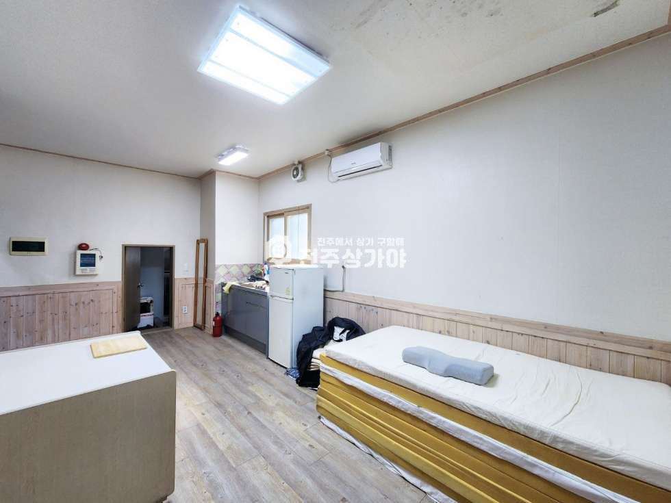 전북 전주완산구 효자동3가 깨끗한 사무실 자리 월세 매물번호 10456 사진 2
