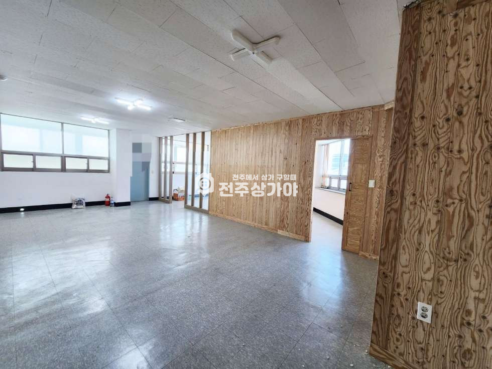 전북 전주완산구 서신동 깔끔한 사무실 자리 월세 매물번호 10592 사진 1
