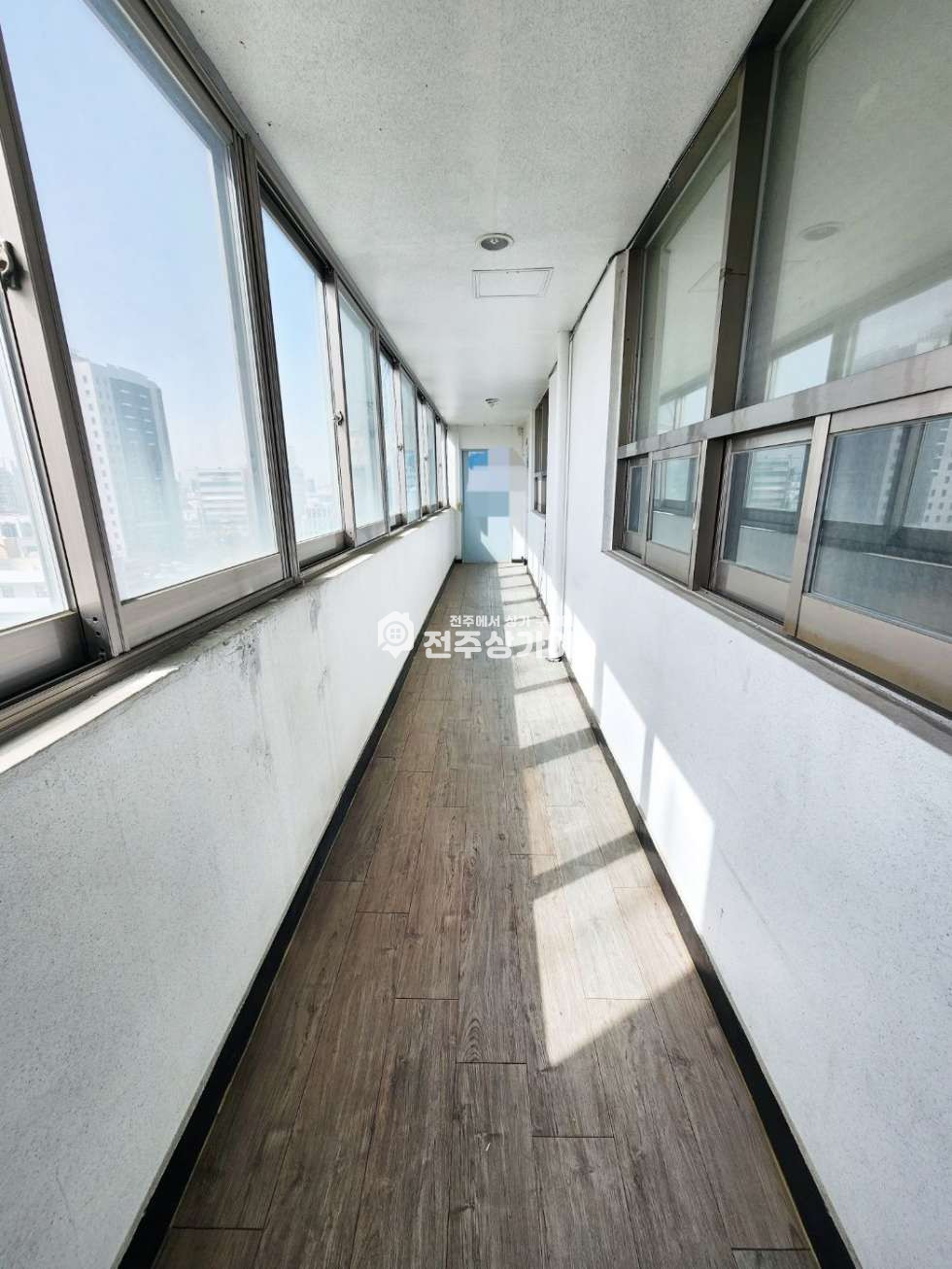전북 전주완산구 서신동 깔끔한 사무실 자리 월세 매물번호 10592 사진 8