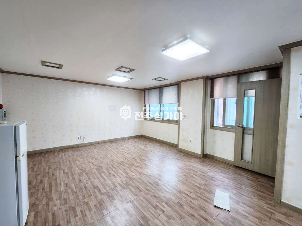전북 전주완산구 효자동3가 세탁기 냉장고 보일러 있는 사무실 월세 매물번호 10664 사진 2