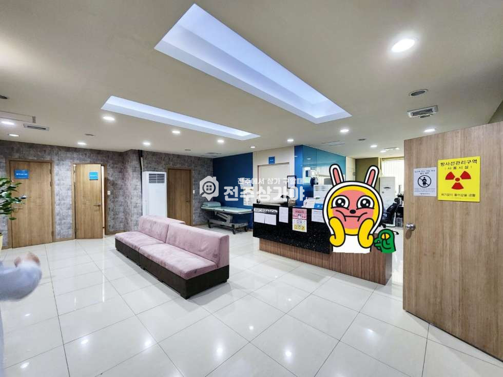 전북 전주덕진구 금암동 유도인구 많은 대로변 시설상태 너무 깔끔한곳 월세 매물번호 10669 사진 1