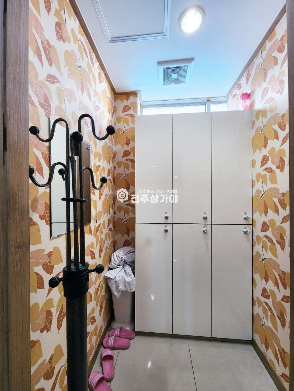 전북 전주덕진구 금암동 유도인구 많은 대로변 시설상태 너무 깔끔한곳 월세 매물번호 10669 사진 4