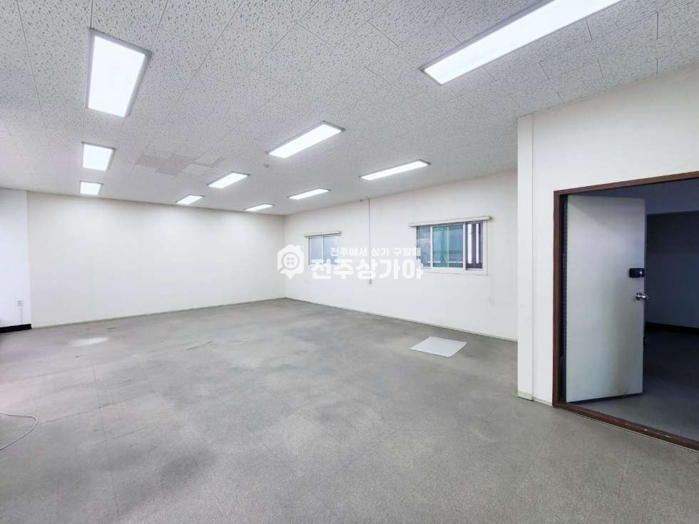 전북 전주완산구 효자동3가 깔끔한 사무실 월세 매물번호 10671 사진 4